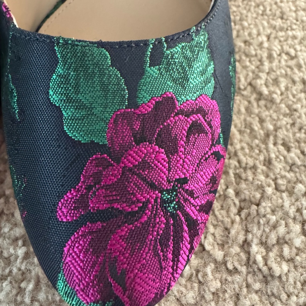 Via Spiga Satin Flower Alana Made in Italy Leather Pumps 9.5M - Picture 4 of 16